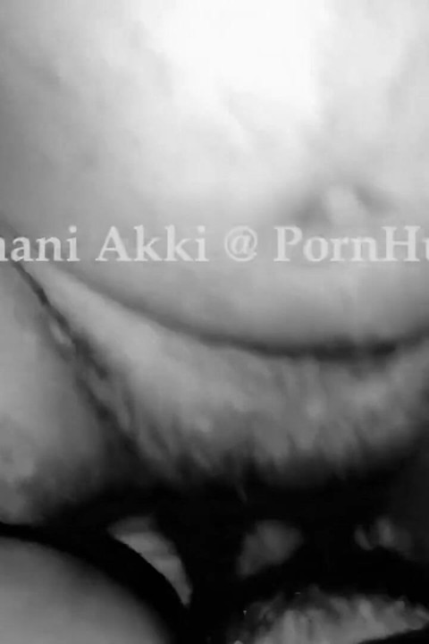 Sri Lankan Quick Fuck in the Dark on the Bed Natural Sounds