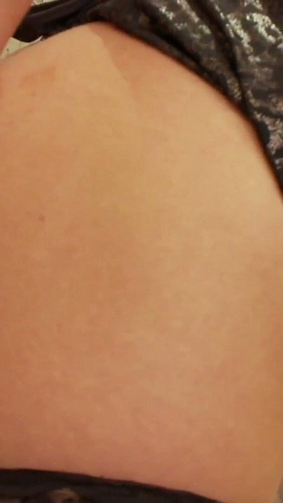 Redhead Wife makes the Big Dick cum hard & huge to her mouth | Clip 2