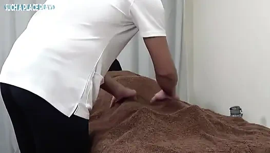 Kunjungan Kembali Creampie Mentah. Tetangga imut dengan rambut alami dan kepribadian otaku yang cerah - bagian 1