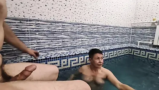 Sex in the pool