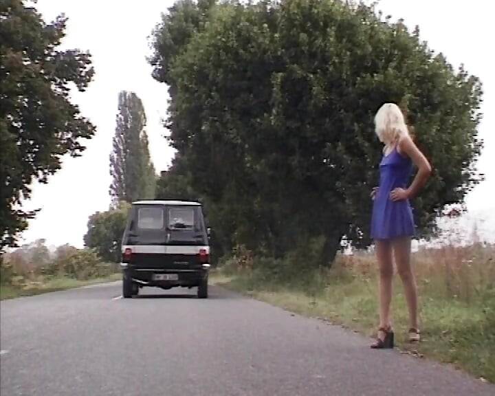 Ona moli za više i dobija ga pravo u lice