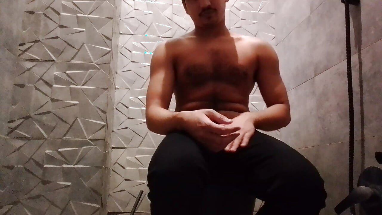 Indiana yakışıklı delikanlının mastürbasyon videosu