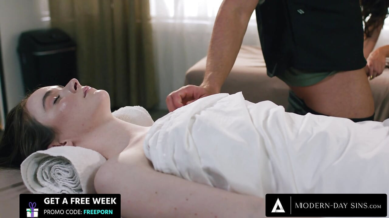MODERN-DAY SINS - Horny Lesbian Has Risky Sex Next to GF During Couple Massage