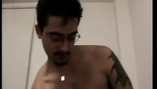 Tombul Alman orta yaşlı seksi kadınlar amatör seansta birlikte sikiliyor