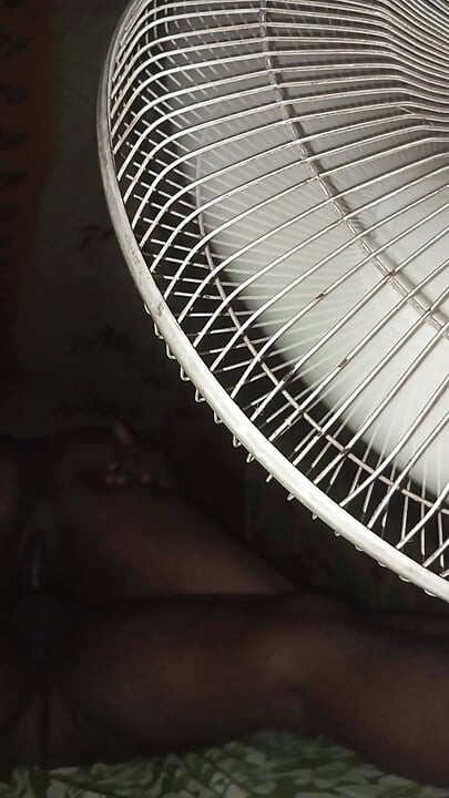 Twenty-first video: Aunty is secretly getting fucked in a dark room