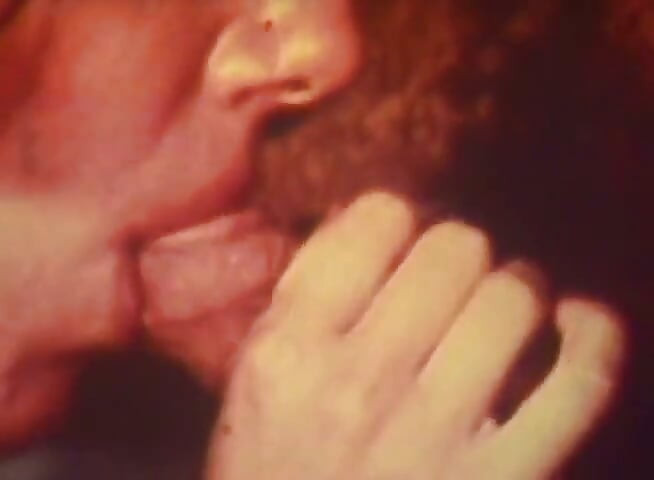 Red-tinted Vintage Loop Captures Retro Foursome in Raw Action
