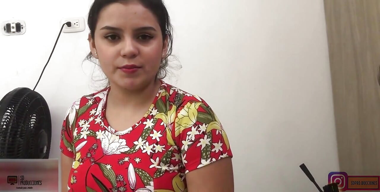 Stepson Fucks His Beautiful Stepmom's Pussy in the Bedroom