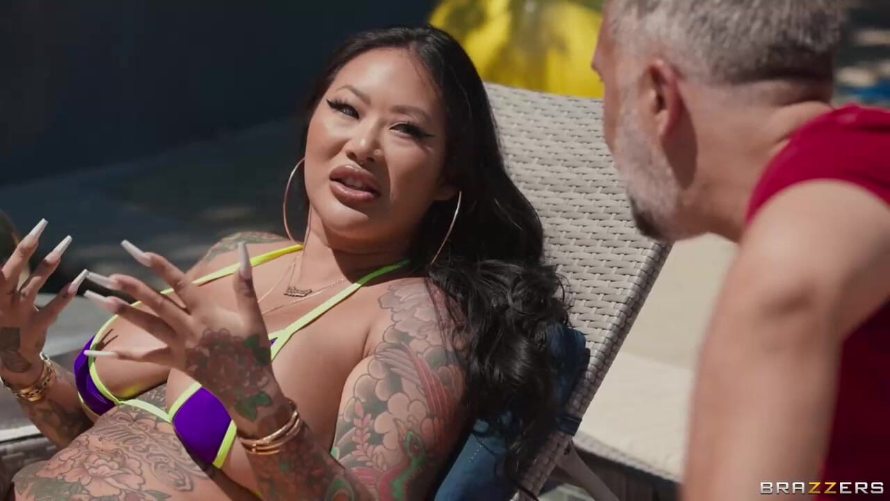 Bivša žena uhvaćena kako se jebe s novom djevojkom Connie Perignon, Emma Magnolia Brazzers