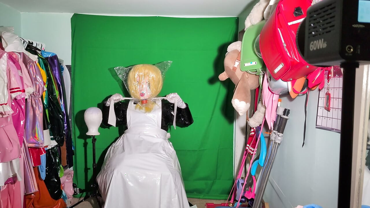 Kigurumi Maid Assorted Breathplay Games With Bags