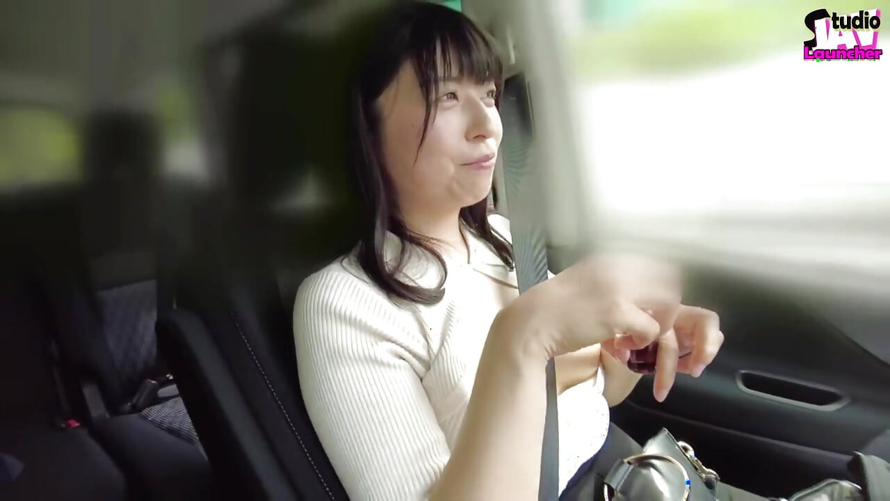 A slick - una linda g sonriente se aceita completamente para una montada al aire libre - capítulo 1