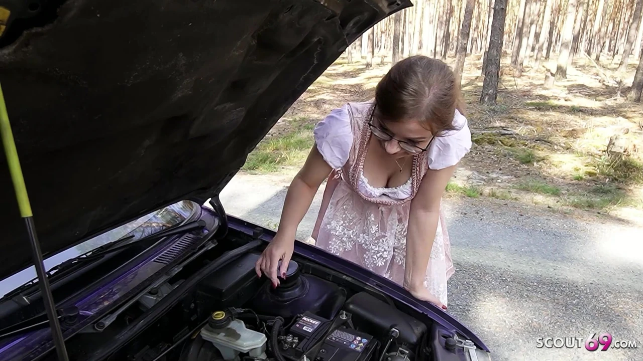 Petite German Glasses Girl TinyEmily give Stranger a Fuck for help with Car breakdown