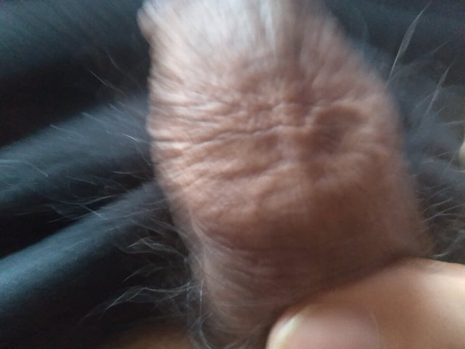 สาวและควยน่ารักของเขาสามารถแตกในปากเธอได้