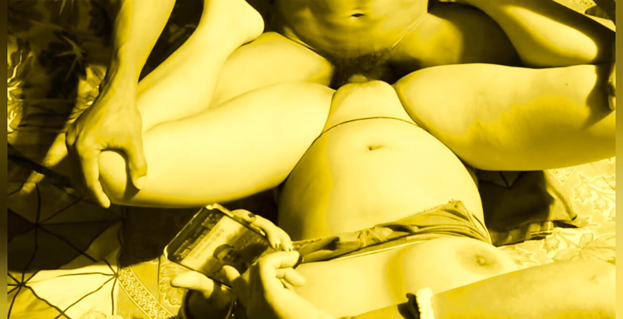 Desi xxx Bhabi romance at night with Hot devar.