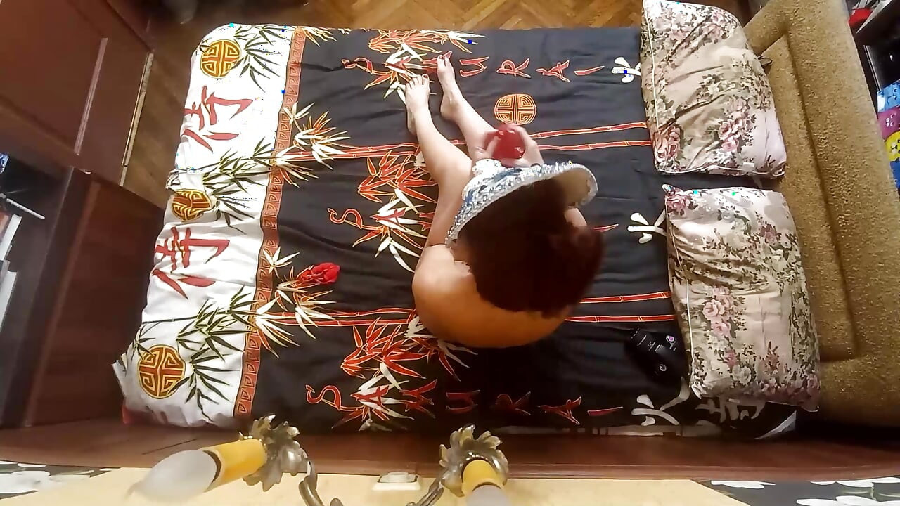 Our couple home sex Upper View 69 licking pussy eat cum