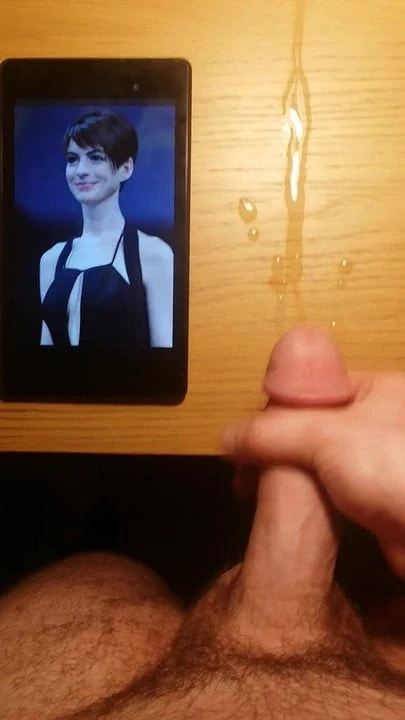 Fapping to Anne Hathaway