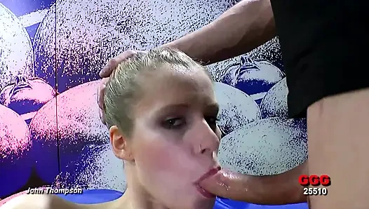 Ggg John Thompson - Claudia Sperma Model Wilde Gangbang-orgie