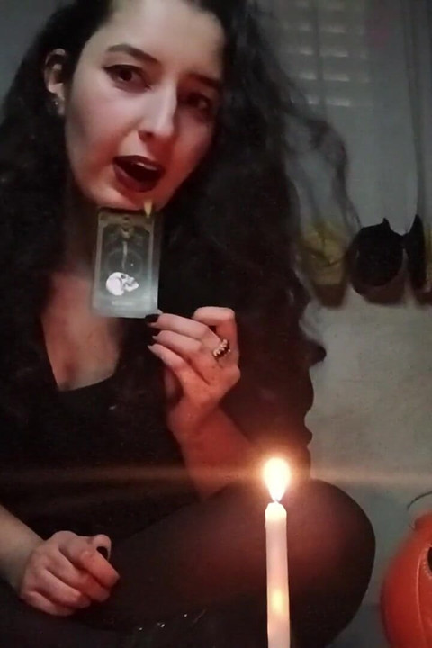 Who Wants to Stick the Big Dick in Here?