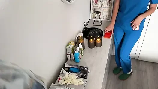Hot Masseuse Puts On Latex Gloves For A Messy Happy Ending Cumshot