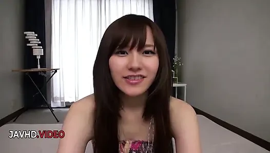 Yui ueharas intensiver japanischer blowjob vor umwerfender hardcore-fick-showdown