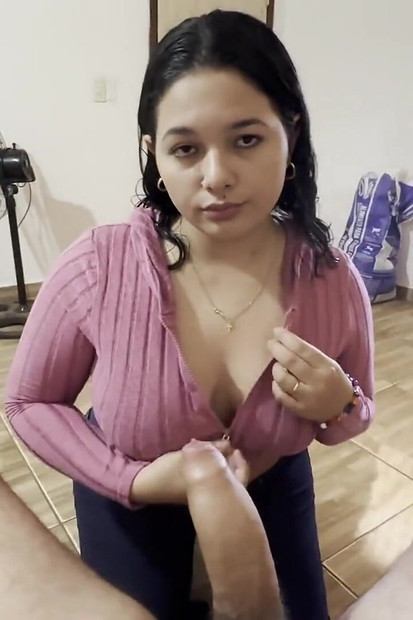 Stepson Cuming on Stepmom Tits