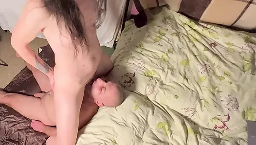 Young wife fucks daddy's face hard several times, hot cowgirl!