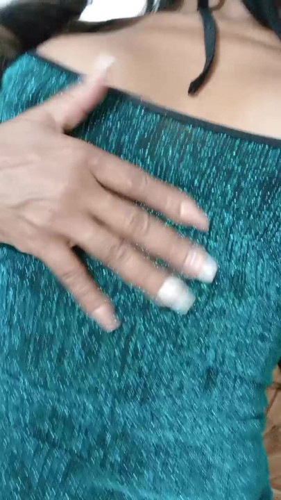 close your eyes, to see if you guess if what rubs you is my tongue or pussy