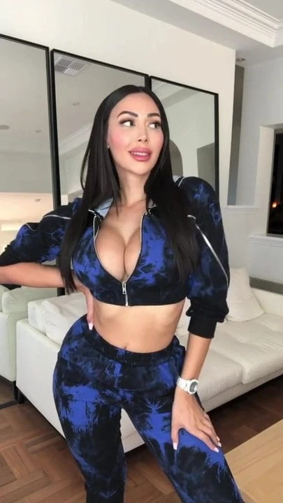 Barbie Brunette Fashion Show 2