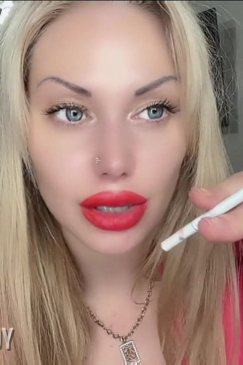 Nüks yok, kancalı!