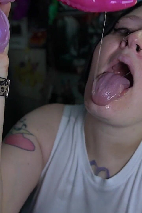 Toothless Throat Training with Big Dildo