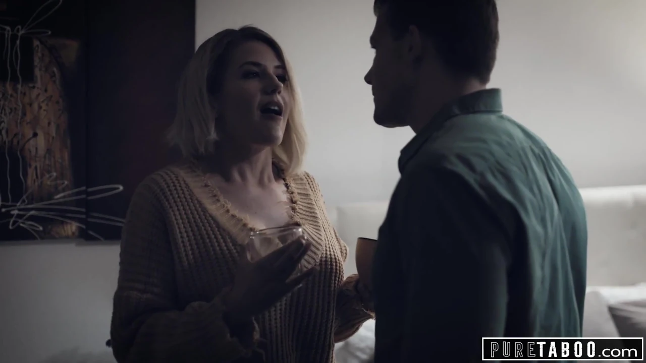 PURE TABOO Stepmom Helped Injured Step Son Pleasure Himself