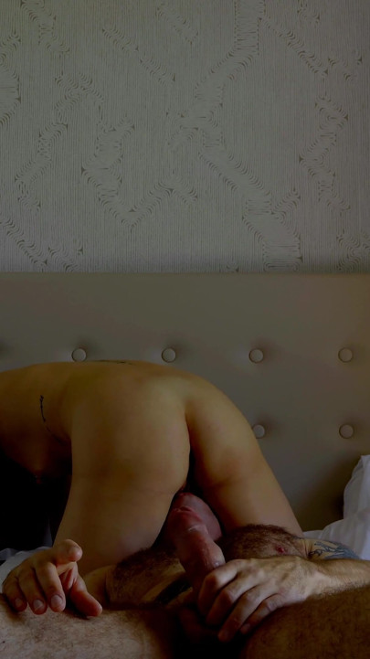 Italian Luxury Facesitting: Elegant Blonde Sits on Muscle Stud - Loud & Intense Orgasm