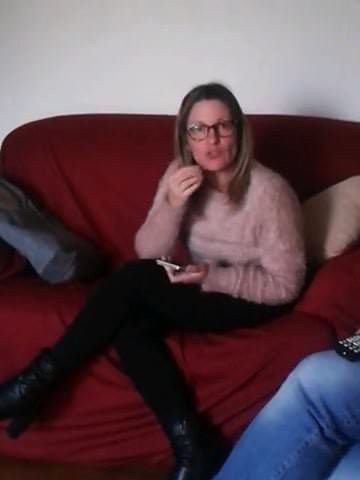 Milf troia cosciona