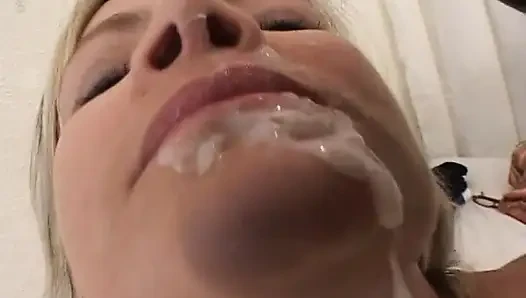 Isabelle, белая задница для черных членов