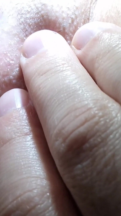 Must-share moment od "Jíst drobnou mladou kundičku až do třesení stříkající orgasmus - EXTRÉMNÍ ZBLÍZKA ASMR"