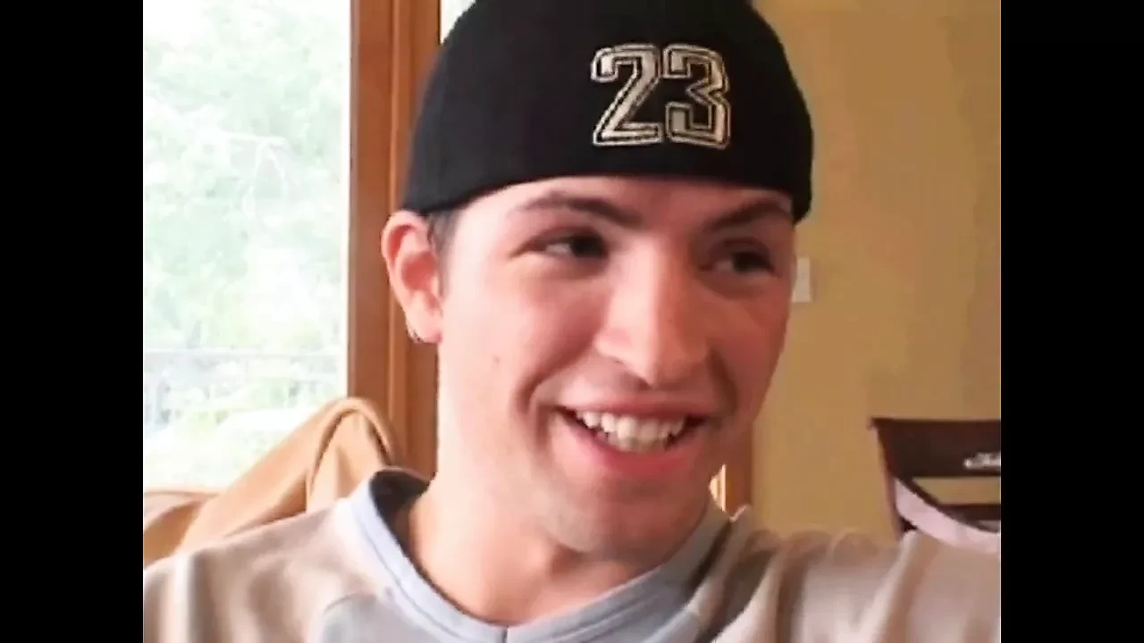 he needs help from an experienced actress