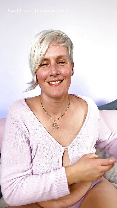 StepMommy Helps Stepson for Being So Good - Hot MILF JOI Countdown