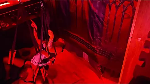 Пара Свинг на свингере