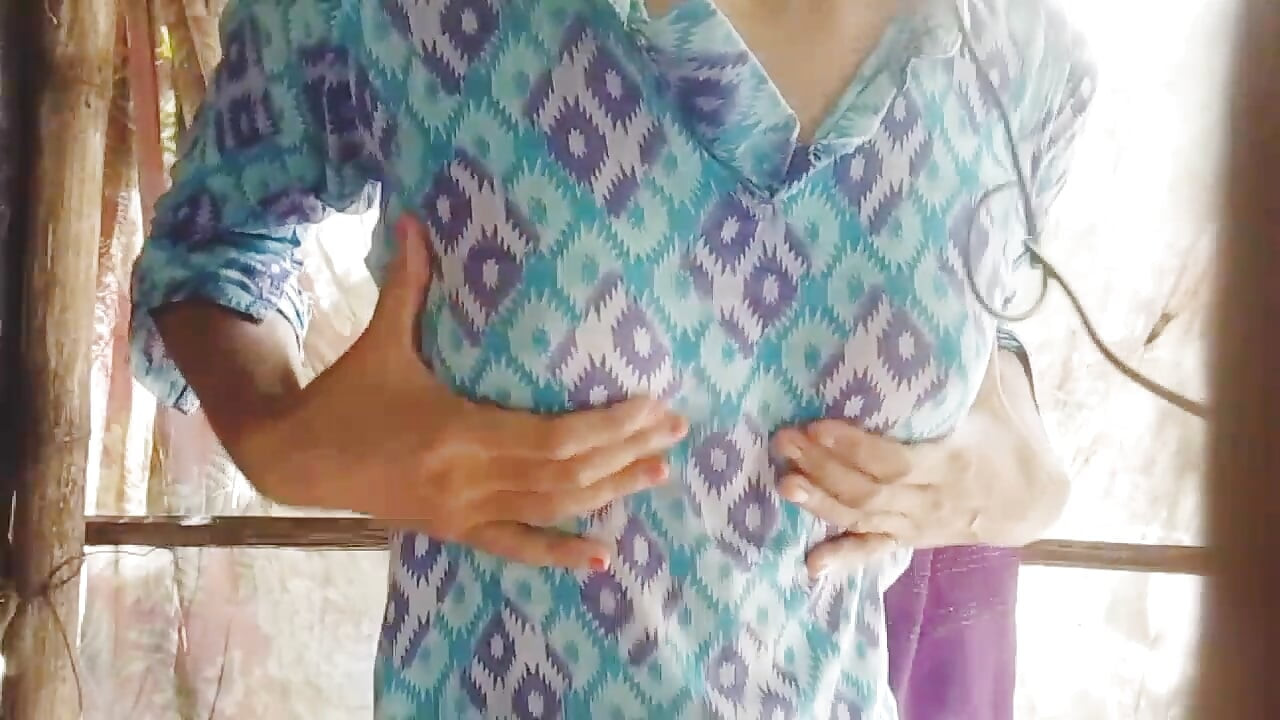 Desi sexy aunty standing sex