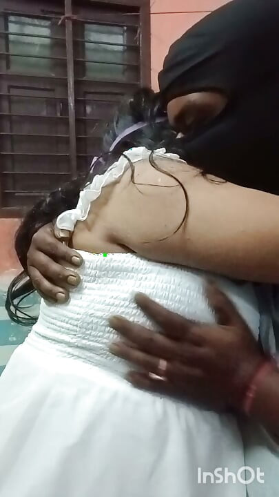 Bibi ke pitpiche nakrani ke sath