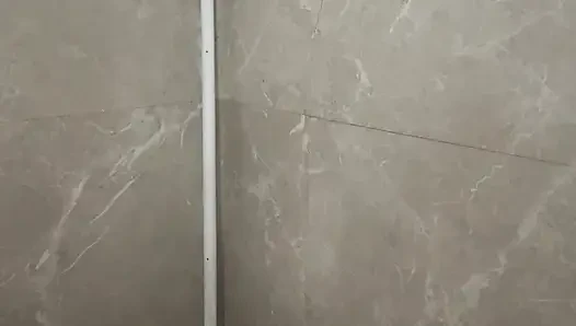 Heißes mädchen badet nacktes sexy mädchen