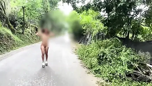Roller Nudity in the Street