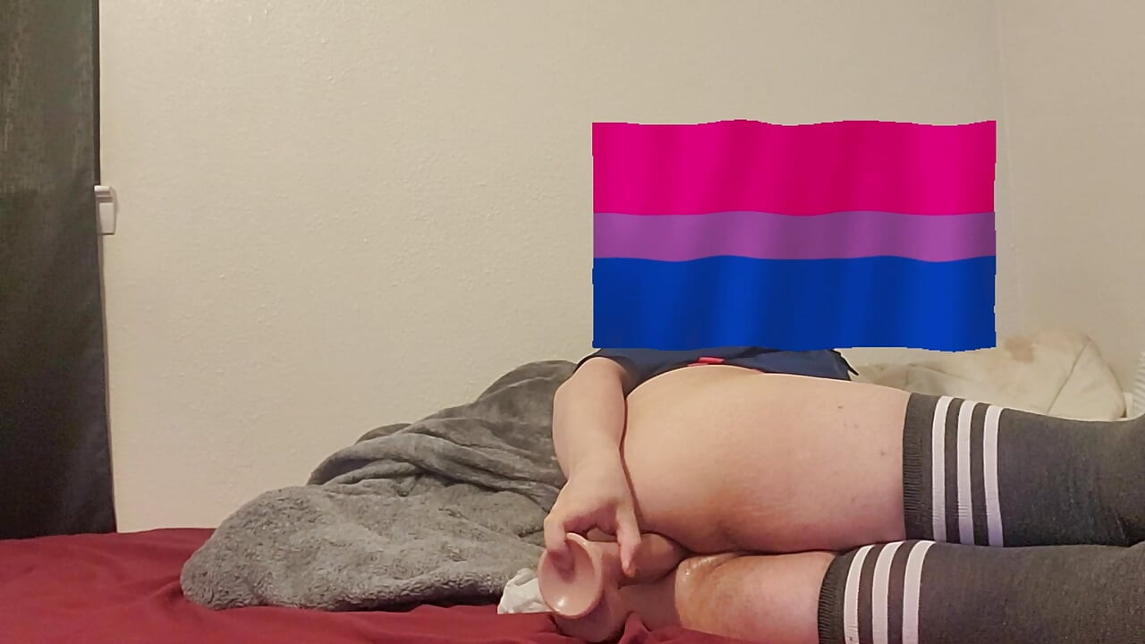 Jebanie mojego cycatego z moim nowym 11-calowym dildo