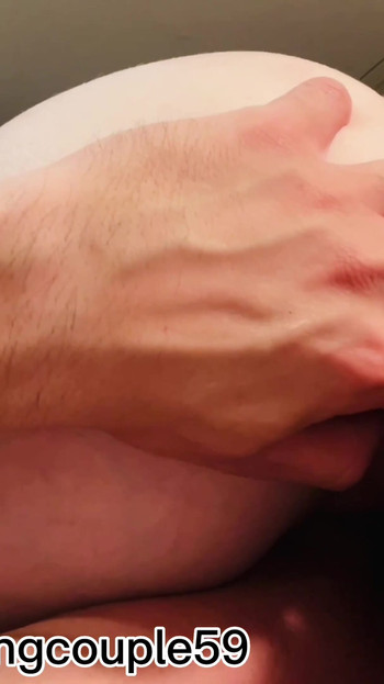Ikonischer moment aus "Ihren arsch und ihre muschi essen, anal zungenanal und muschi essen, teen anal zungenanal, ehefrau anal und muschi essen"