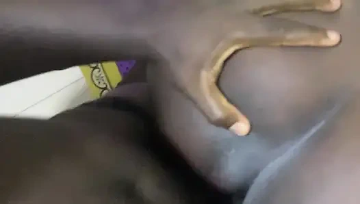 Büyük götlü bayan hızlı bir domaltmalı sikiş için geliyor