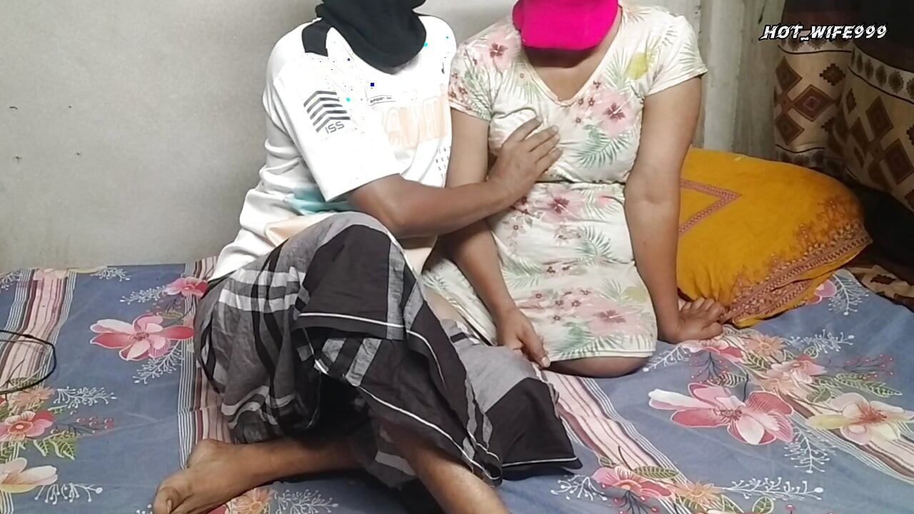 Indian village bhabi romance with debar every night