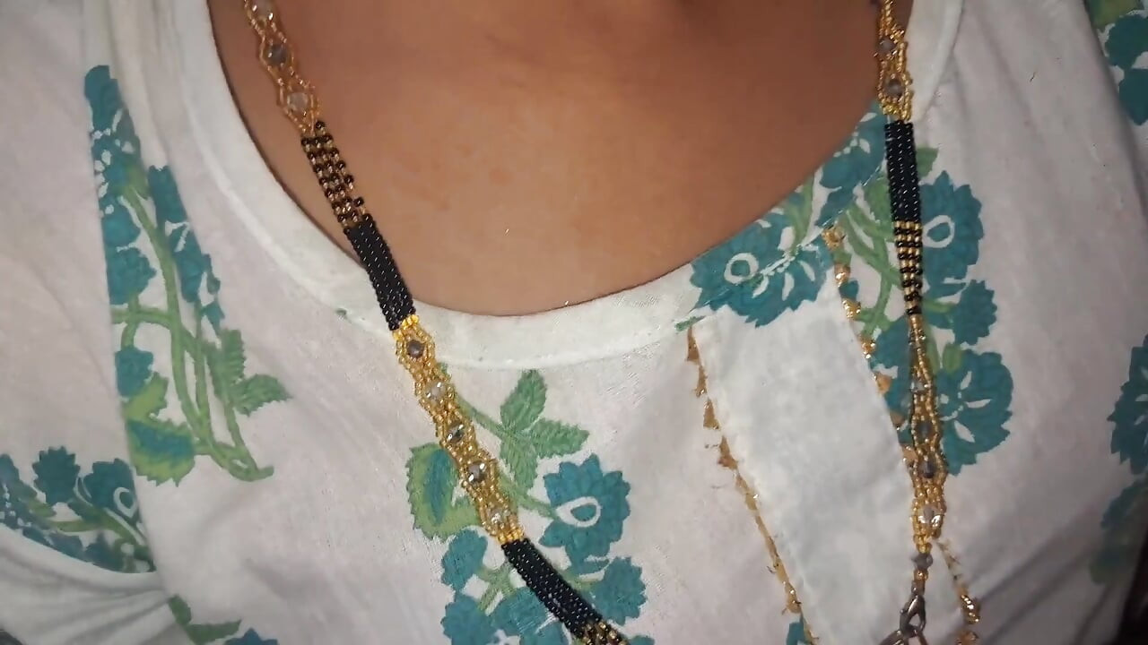 Girlfriend nagbibigay ng mabilis na blowjob