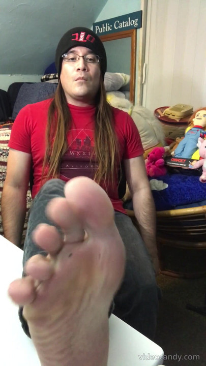 Fixing the Cell Phone Camera on my 40 Year Old Bare Feet