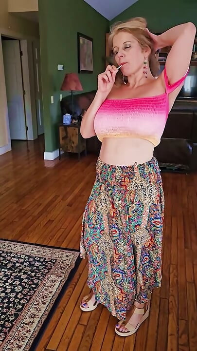 Voyeur Blick in mami zu hause allein Solo-ehefrau video-clips von ihrer onlyfan-Seiten-zusammenstellung