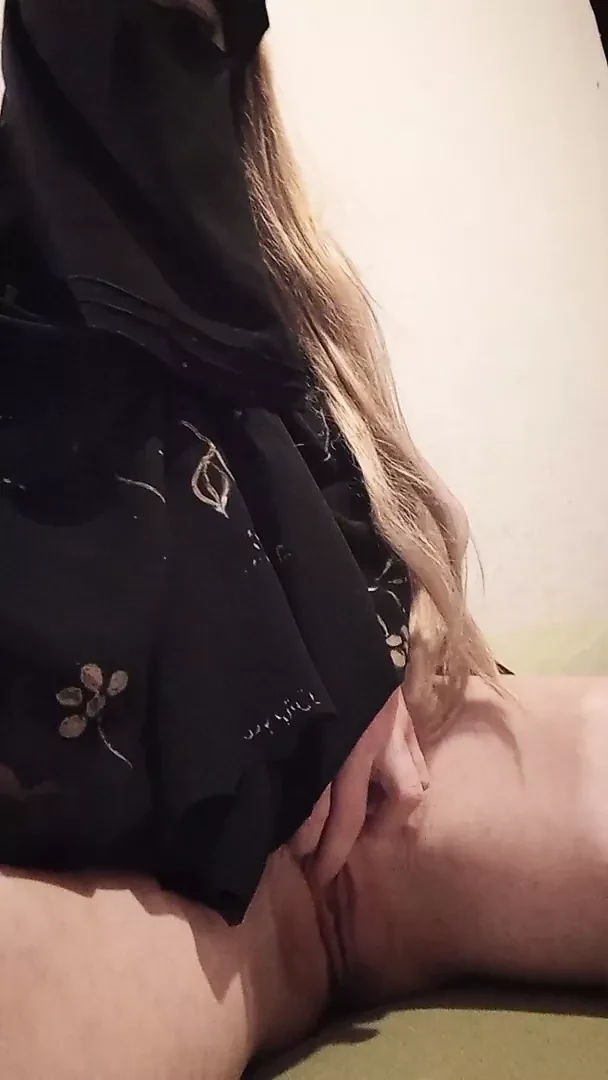 Masturbating Arab girl