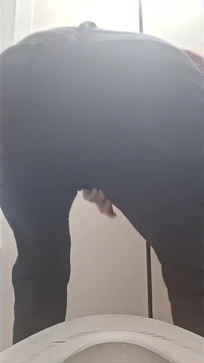 Random Piss Moments